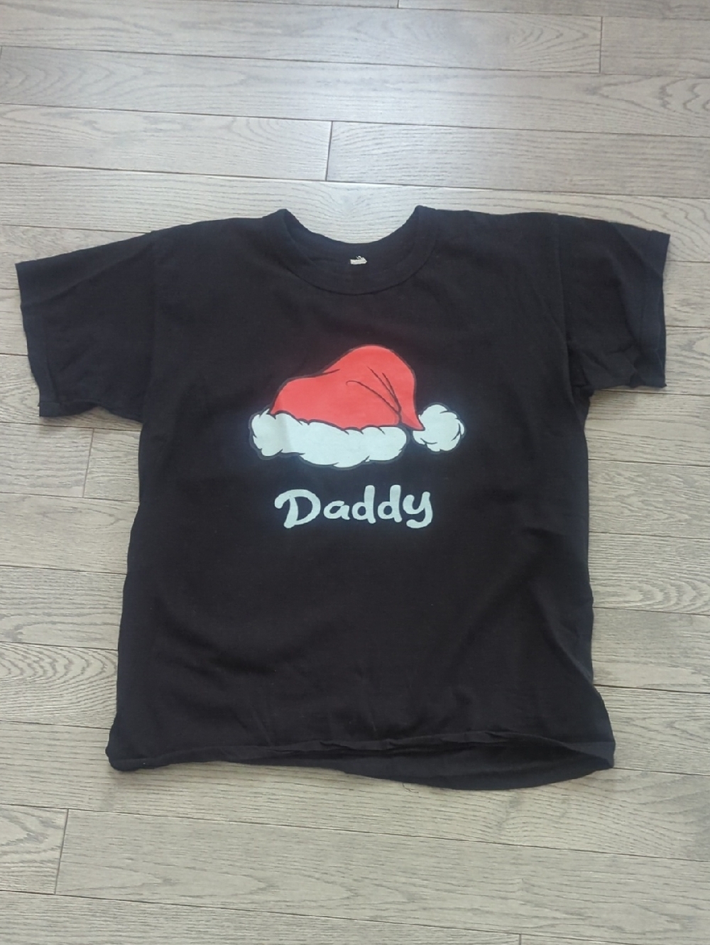 Daddy  Red Santa Hat Holiday Christmas Shirt - Size M Great Condition